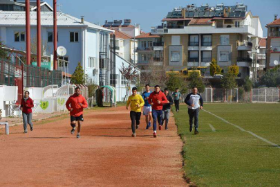 GÜREŞÇİLER KUMLUCA’YA HAZIRLANIYOR   