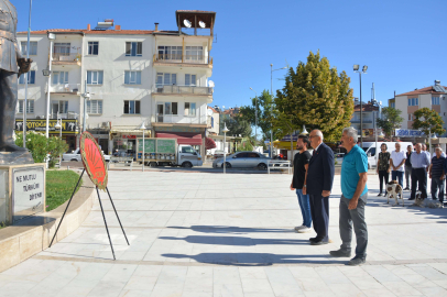 CHP’den 99. Yıl Çelengi