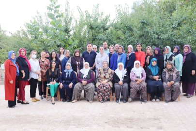 Ak Kadınlardan Mahalle Toplantısı