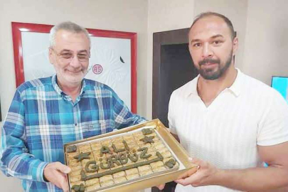 Başpehlivan Ali Gürbüz'den Yılmaz'a Teşekkür Ziyareti