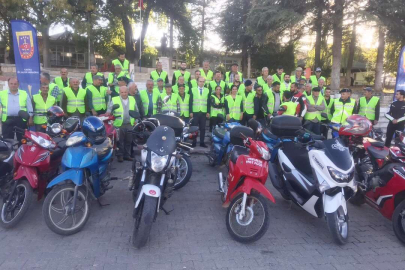 Jandarma’dan Trafik Eğitimi ve Reflektifli Yelek Dağıtımı