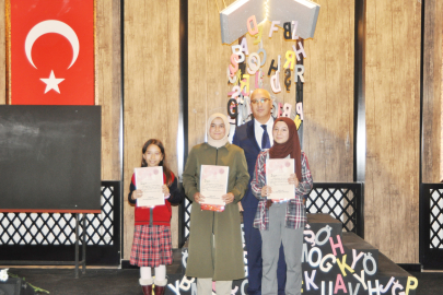 Başarılı Öğrenciler ödüllendirildi