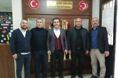 Cumhuriyet GOS. Ortaokulu’nda Öğretmenler günü kutlandı