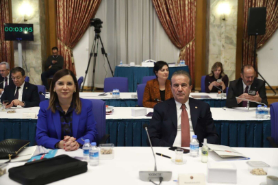 MHP’li Başkan Sorununun Çözümü İçin Korkuteli’ni Gösterdi