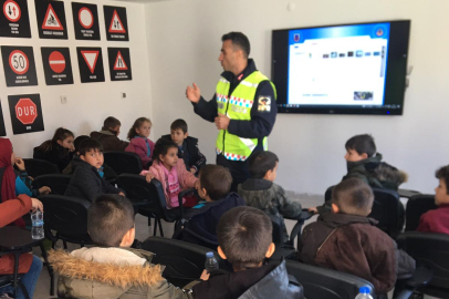 Trafik Eğitim Merkezinde Öğrencilere Trafik Semineri