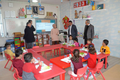 Korkuteli'de 128 depremzede öğrenci okula başladı