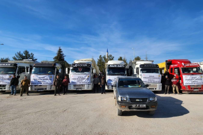 Korkuteli'den deprem bölgesine 11 kamyon odun yardımı