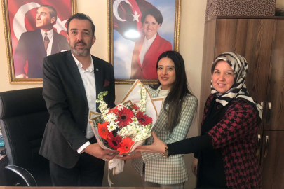 İyi Parti’den Kadınlara 8 Mart Çiçeği