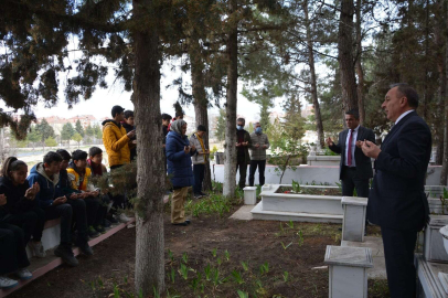 Hayırsever Kavukçu mezarı başında anıldı