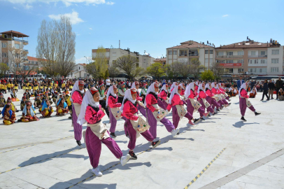 Korkuteli’de 23 Nisan Coşkusu