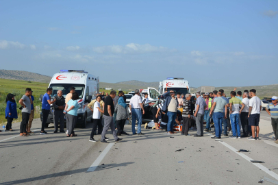 Korkuteli’de feci kaza: 3 ölü, 9 yaralı
