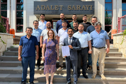 Karadeli ve Ekibi Mazbatasını Aldı