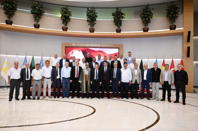 Başkan Böcek esnaf temsilcilerini ağırladı