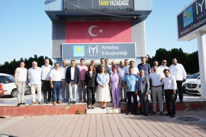 İyi Parti Antalya'da yerel seçim çalışması