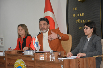Korkuteli’de 2024’ün ilk meclis toplantısı yapıldı