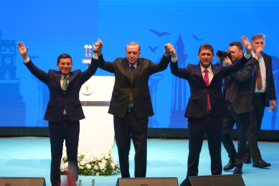 Erdoğan:  “Hakan kardeşim, tecrübesiyle Antalya’ya hizmete hazır”