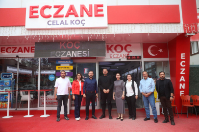 Başkan Caran’dan Eczacılara Çiçek Jesti