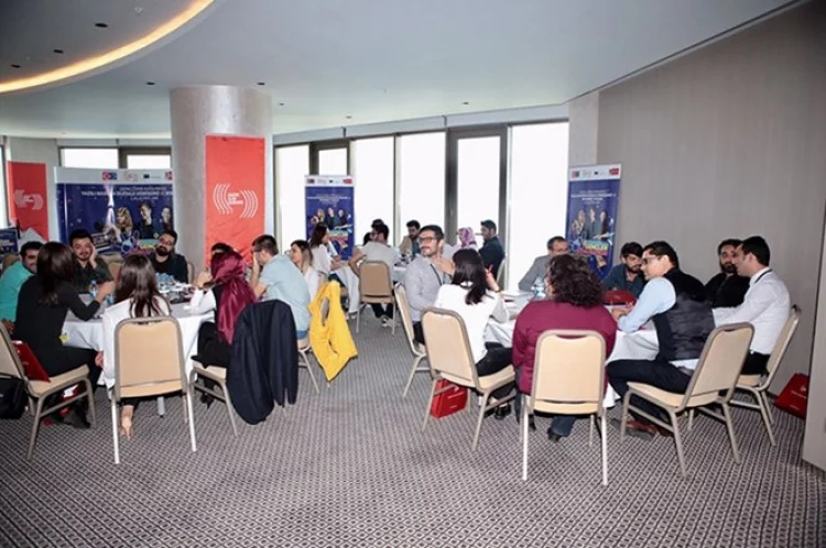 Gençler, Yazılı Basının Geleceğini Antalya’da Konuştu