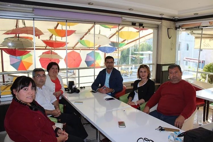 CHP gazeteciler gününü kutladı