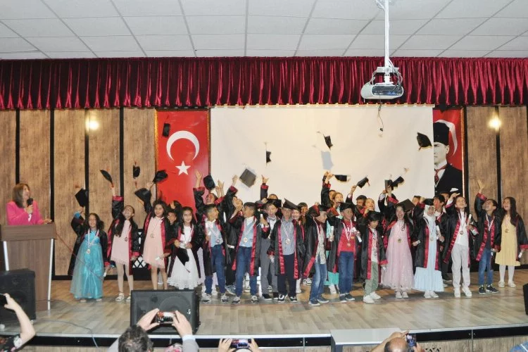 Osman Önal İlkokulu Mezuniyet Töreni Gerçekleşti